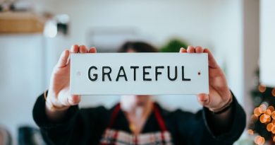 What Is Gratitude? Benefits and Practices Of Gratitude